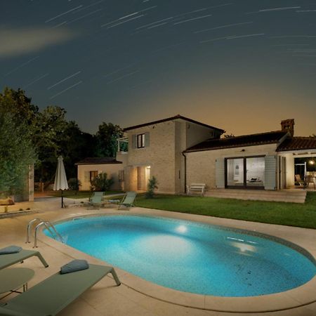 Luxury Villa In Istria - 9,000 Sqm Private Estate With Pool & Sauna, 15 Min To Sea, Near Fazana, 3 Bedrooms Juršići Εξωτερικό φωτογραφία
