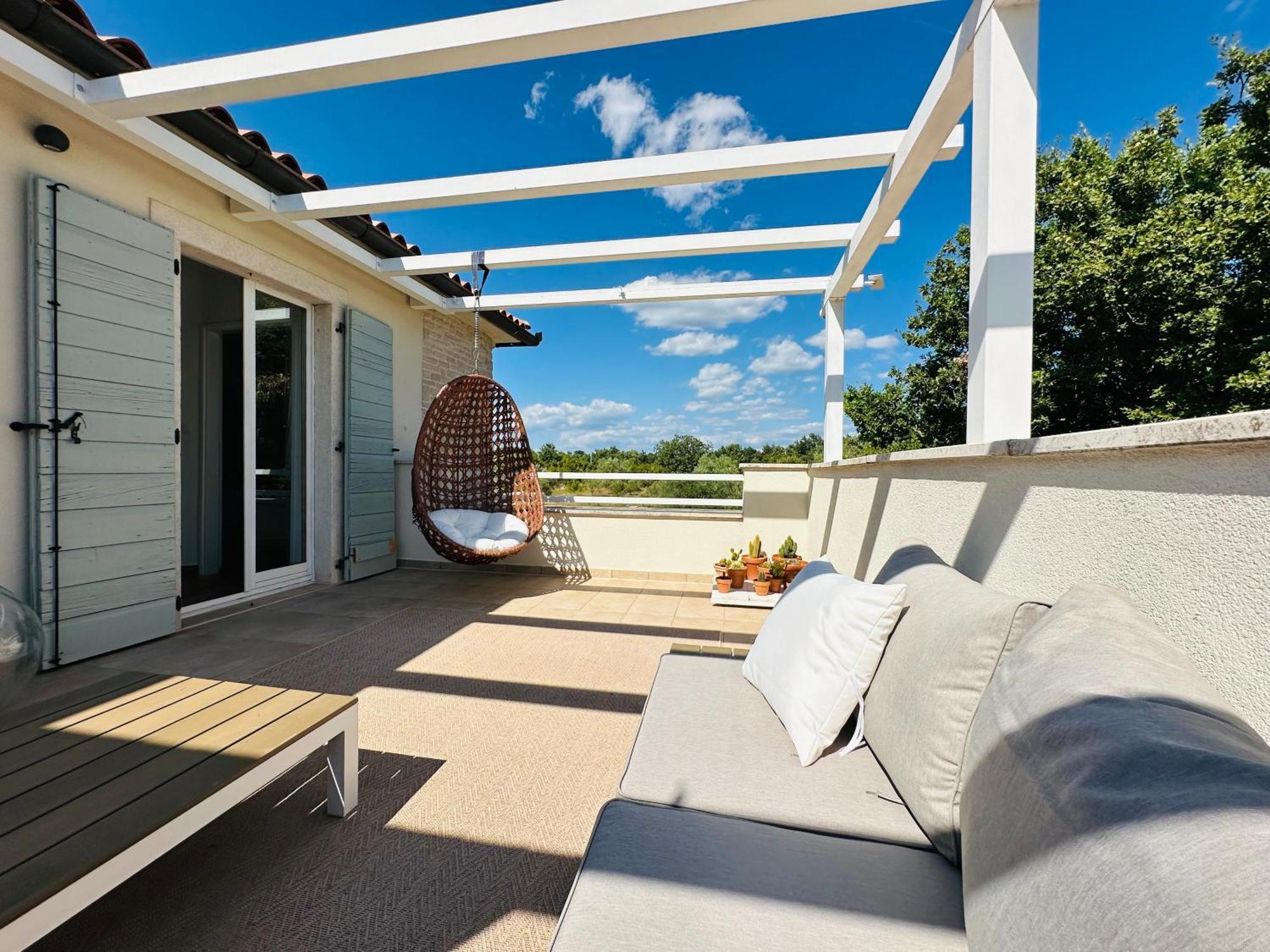 Luxury Villa In Istria - 9,000 Sqm Private Estate With Pool & Sauna, 15 Min To Sea, Near Fazana, 3 Bedrooms Juršići Εξωτερικό φωτογραφία